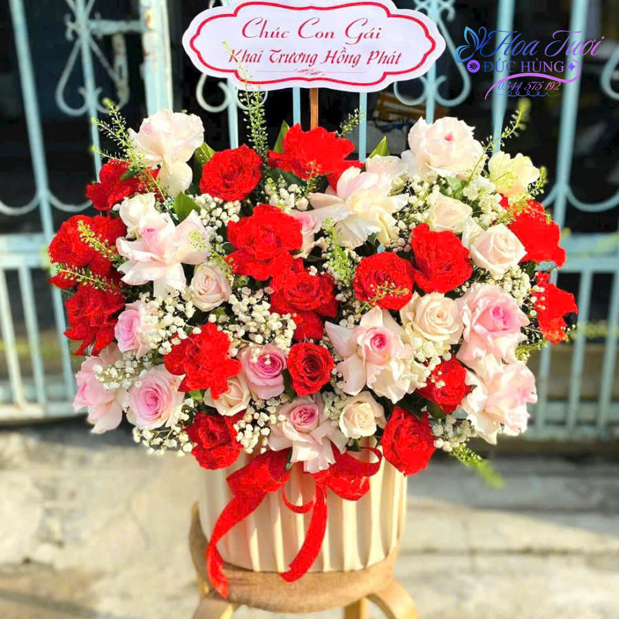 Đặt Giỏ Hoa Hồng Đỏ GH016